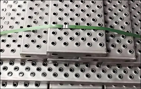 SS 304 dimpled flooring 14 gauge x 36 x 120